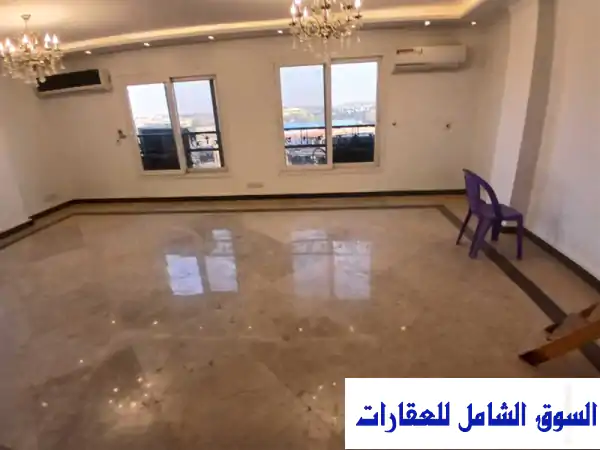 شقة فخمة للإيجار نصف مفروش 300م بقلب مصر الجديدة - شارع أبو بكر الصديق