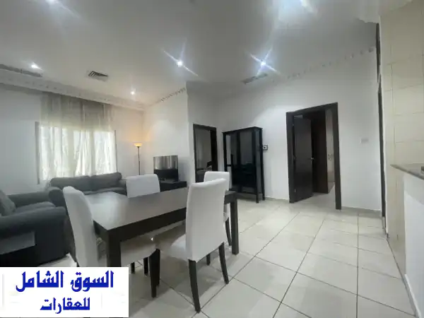 شقة للايجار بالمنقف: غرفتي نوم مفروشة بالكامل + مسبح على السطح | من 400 د.ك.