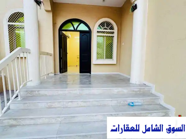 فيلا أرضية فاخرة للإيجار في الحميدية عجمان | 3 ماستر، 10,000 قدم | للمواطنين فقط