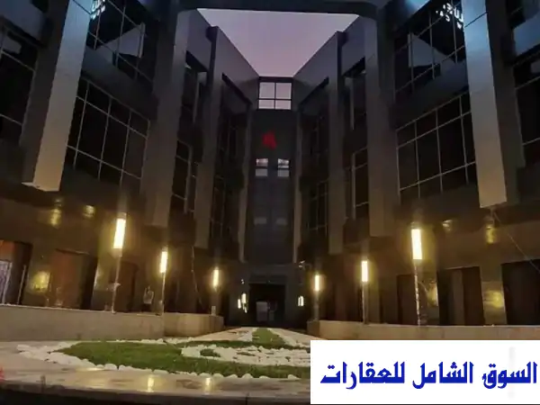 فرصة ذهبية! محل 48م للبيع بالتجمع الخامس: استلام فوري، تقسيط سنة، بدون عمولات وموقع استراتيجي