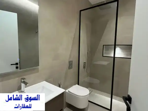 الرميثية | امتلك خصوصية وراحة دور أرضي فاخر بحديقة | أول ساكن | 4 غرف | 3 مواقف