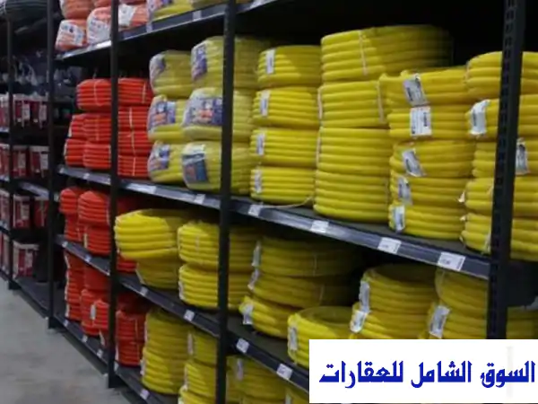 فرصة استثمارية ذهبية: شركة تجارة مواد بناء مربحة للبيع في الشارقة | موقع استراتيجي 1200 قدم مربع