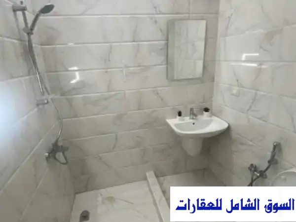 استوديو مفروش بالكامل للايجار (مدد قصيرة) في اللوتس الجنوبية، التجمع الخامس - غرفة بحمام خاص