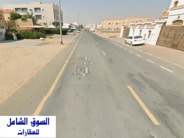 استثمر مستقبلك: أرض سكنية تجارية زاوية على شارع...