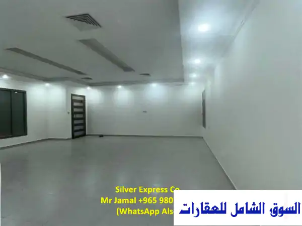 فيلا أرضية فسيحة للإيجار بأبو فطيرة | 4 غرف نوم | مثالية للعائلة - الكويت
