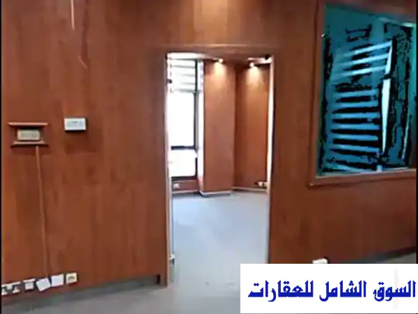 مكتب فاخر 175م للإيجار في شرق مدينة الكويت |...