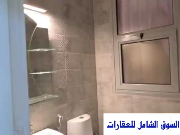 مكتب أحلامك للإيجار في السالمية - الكويت | 3 غرف و2 حمام | مساحة 115م² | موقع استراتيجي