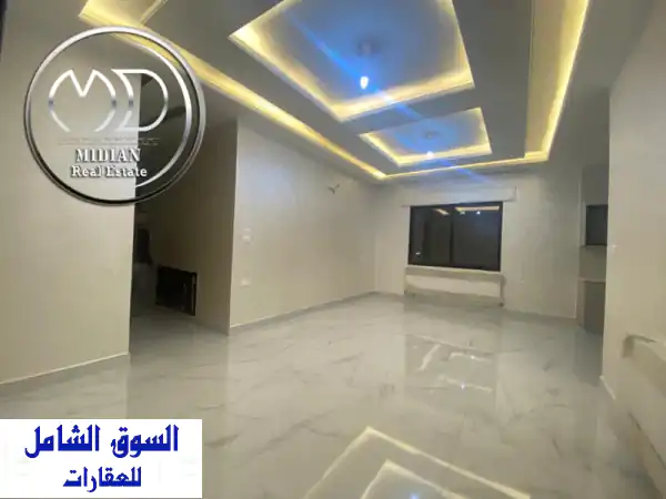 شقة أرضية فاخرة للإيجار بضاحية الأمير راشد | 240م +...