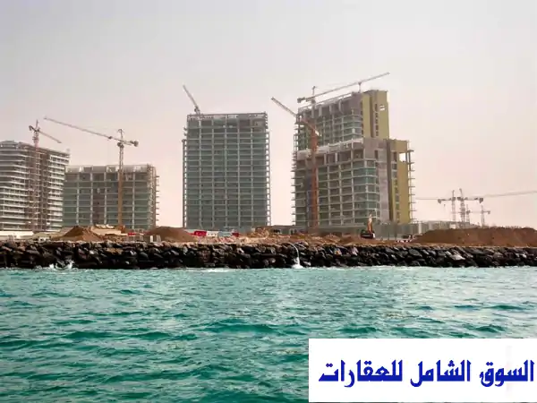 امتلك شقة فاخرة على البحر مباشرة في كيب حياة...