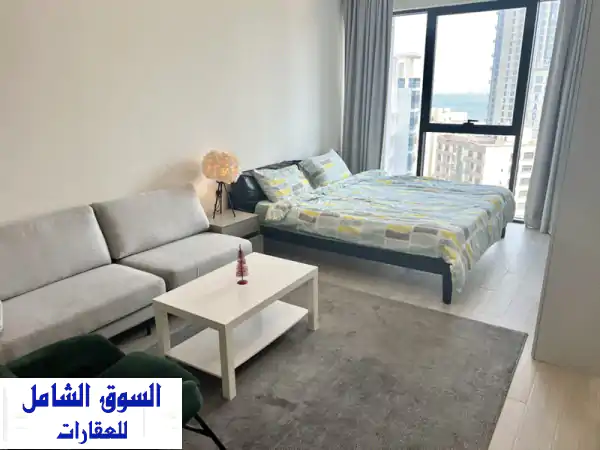 استوديو فاخر للإيجار بالجفير: مفروش بالكامل، طابق عالي، شامل EWA - برج راقٍ ومرافق متكاملة