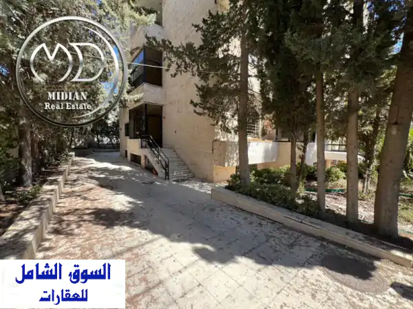 رقم الاعلان 8563 شقة أرضية فارغة للإيجار خلدا مساحة...