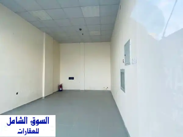 فرصة ذهبية! محل تجاري مميز للإيجار السنوي بالروضة...