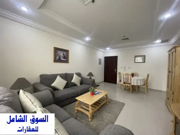 شقة مفروشة بالكامل بغرفتي نوم تقع في بلوك 2 في السالمية. حجمها مناسب مع شرفة وغرفة خادمة وحمام. ...