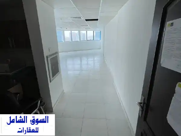 للبيع داخل عجمان مكتب مساحة مناسبة جدا الموقع. الراشدية 2 داخل أبراج الفالكون منطقة حيوية قريبة من ...