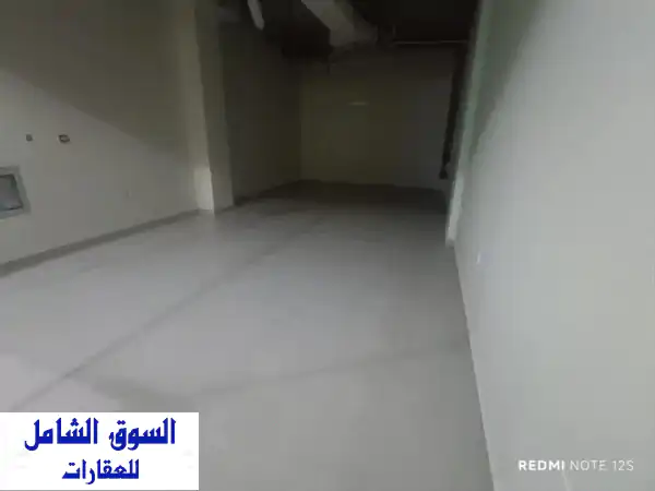 فرصة استثنائية! محل تجاري ضخم 1600 قدم² للإيجار...