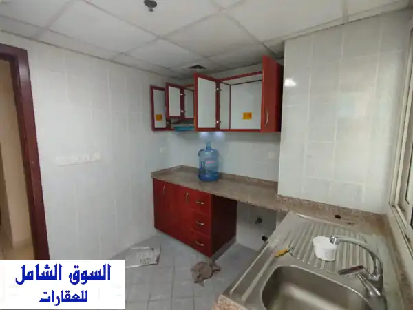 للراغبين في السكن الراقي والمريح، تتوفر شقة مميزة جدا للإيجار السنوي في أبراج الأورينت  عجمان، ضمن ...