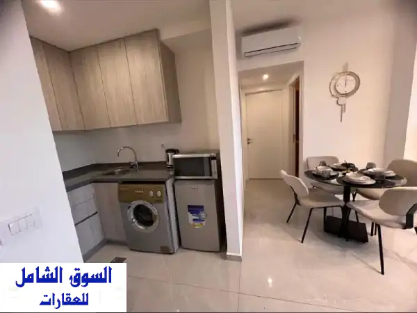 شقة مفروشه فرش جديد الحمرا مع موقف خاص عبارة عن 2...