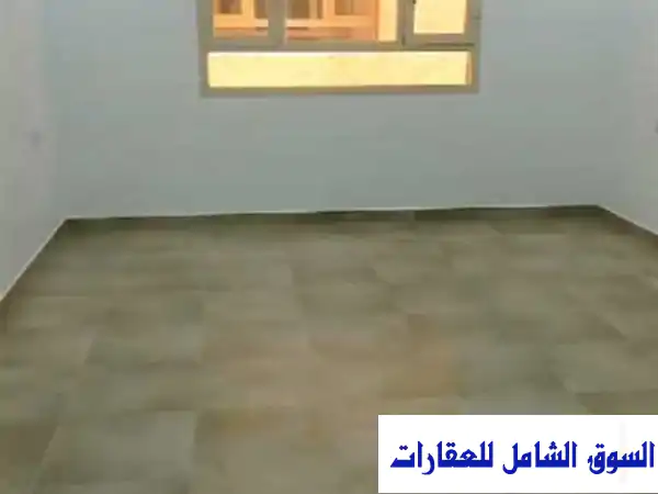 للبيع عمارة في السالمية قطعة 6 موقع مميز مدخل ومخرج...