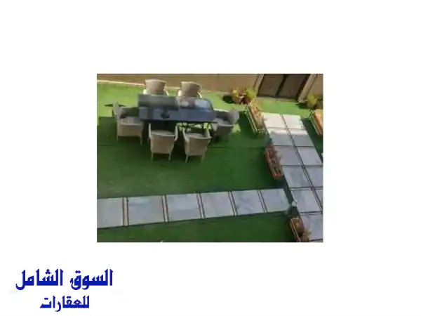 فيلا مع حديقة متاحة للإيجار في العقيلة تتميز ب 5...