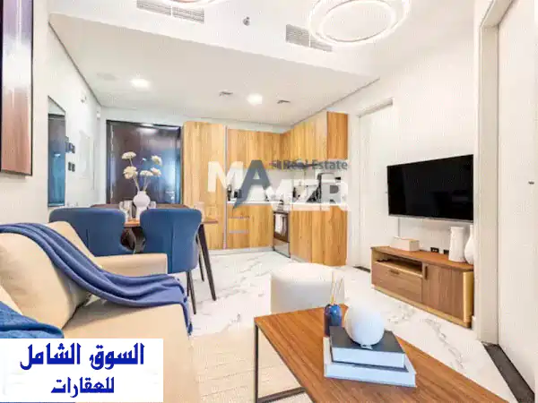 فرصة ذهبية: شقة مفروشة بالكامل للبيع في الماريا فسيتا، جزيرة الماريا | إطلالة جزئية على القناة وخدمات فاخرة