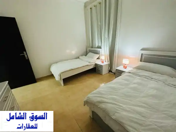 🌟 شقة الأحلام مفروشة بالكامل للإيجار في المويهات 3! غرفتين وصالة، شامل فواتير وإنترنت - جاهزة للسكن الفوري! 🌟