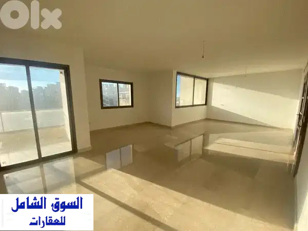 شقة فخمة للإيجار في الحمرا بيروت: 220م²، 3 غرف نوم |...