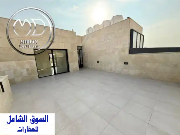 شقة دوبلكس فاخرة للبيع في حي الصحابة: طابق أخير 245م...