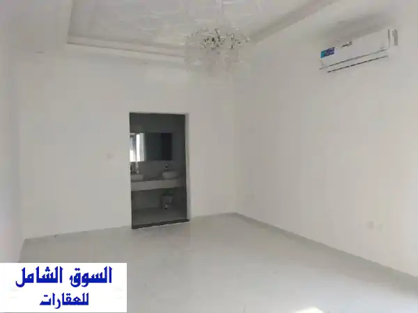 فرصة ذهبية: فيلا فاخرة جديدة للبيع بالزاهية | 280م،...