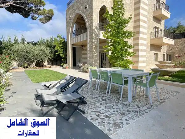 فيلا فاخرة للإيجار في بكفيا الدلب: إطلالة...