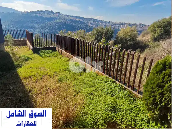 شقة أحلام للبيع في المنصورية: 160م² + 140م² حديقة وتراس...