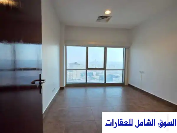 بنتهاوس فاخر للإيجار في بنيد القار | إطلالة بانورامية خلابة ومساحات ملكية واسعة | مدينة الكويت