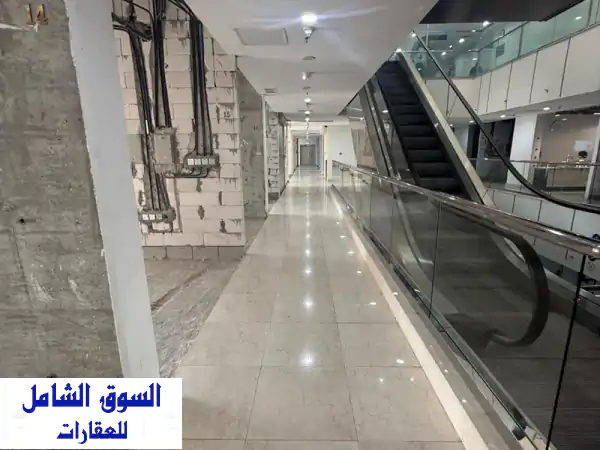 فرصة لا تعوض! محلات تجارية للإيجار بحولي - شارع بن خلدون | أرضي 20م² | 3 شهور فترة سماح