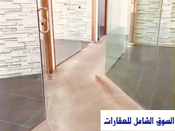 للإيجار مكتب فى المرقاب 3 ارقام الية مشطب جاهز 137 متر طابق كامل في مدينة الكويت