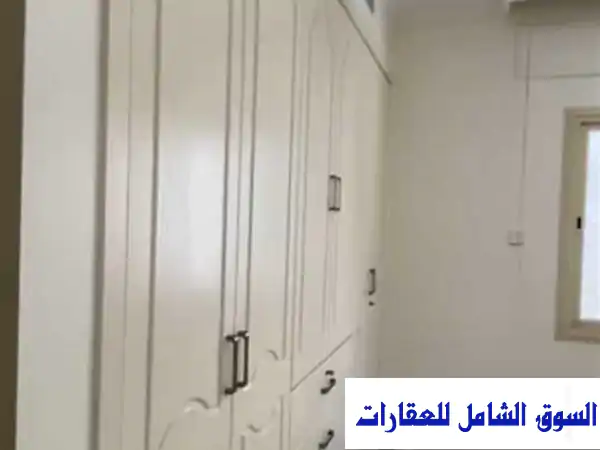 فيلا فاخرة للإيجار في منطقة العقيلة مثالية للعائلات التي تبحث عن الرقي والخصوصية الكاملة. الأحمدي