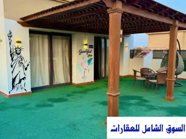 استوديو فاخر بـ روف خاص وإطلالة ساحرة...