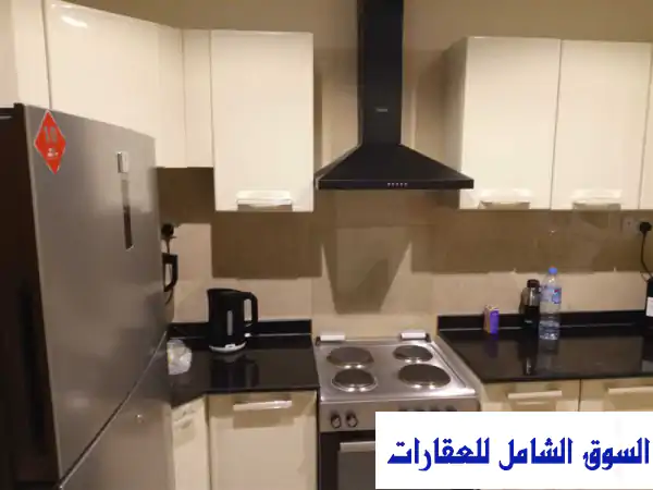 فرصة لا تفوت! شقة عصرية للإيجار بالمطار القديم،...