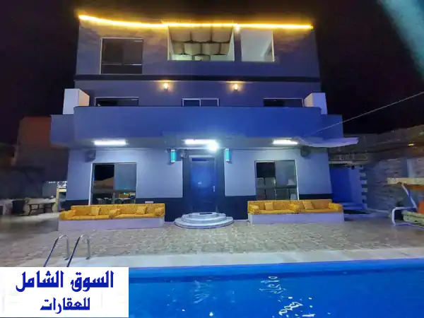 استأجر شاليه الأحلام في الجوفة: مسبح خاص، إطلالة...