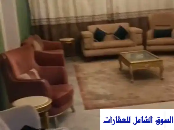 شقة دوبلكس مفروشة فاخرة للايجار 220م بالدقي | شارع...