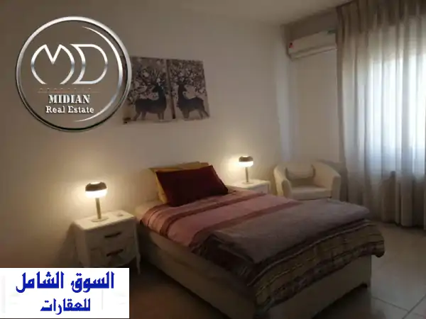 شقة أحلامك المفروشة للإيجار بالجندويل: فخامة، راحة، وإطلالة ساحرة