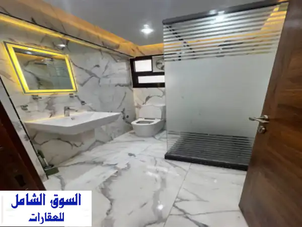 شقة فاخرة مفروشة بالمهندسين - إقامة مميزة أمام نادي الزمالك!