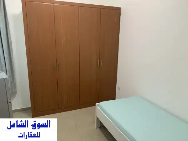 سكن مشترك (شيرينج) راقي غرفة ضمن شقة يسكنها شباب عرب في منطقة الكورنيش في برج راقي اطلالة جميلة على ...