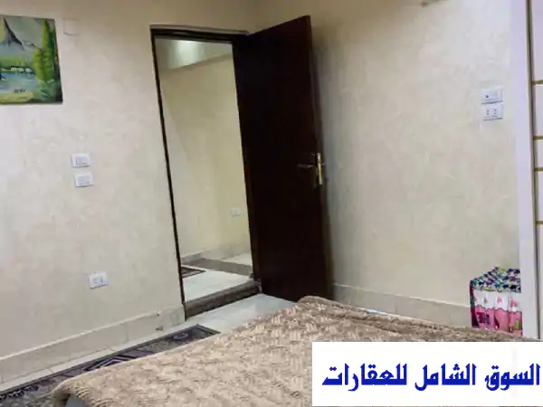 شقة فاخرة للإيجار اليومي والشهري بالمهندسين - موقع متميز بجوار جميع الخدمات!