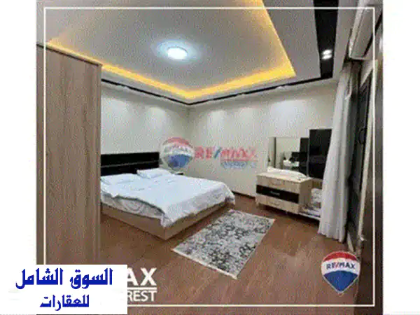 شقة فاخرة مفروشة للايجار في الشيخ زايد - 220 متر - بجوار ZedPark