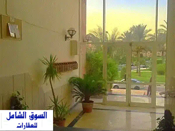 فيلا دوبلكس للبيع بالتجمع الأول - جاردن واسع -...