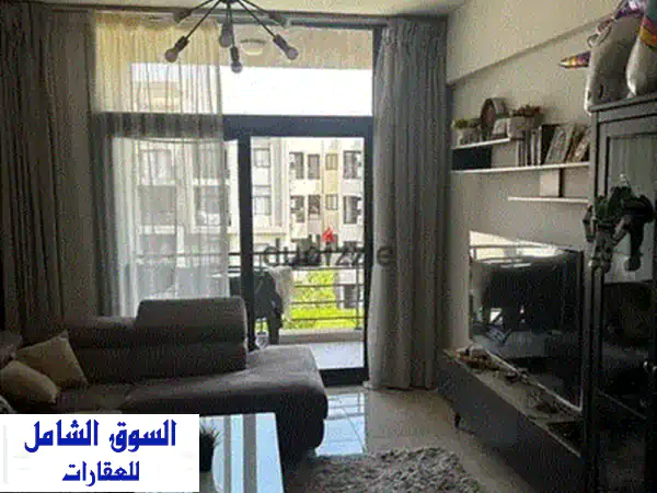 شقة بحرية فاخرة للبيع في كمبوند زيد إيست بالتجمع الخامس - فرصة استثمارية لا تُفوّت!