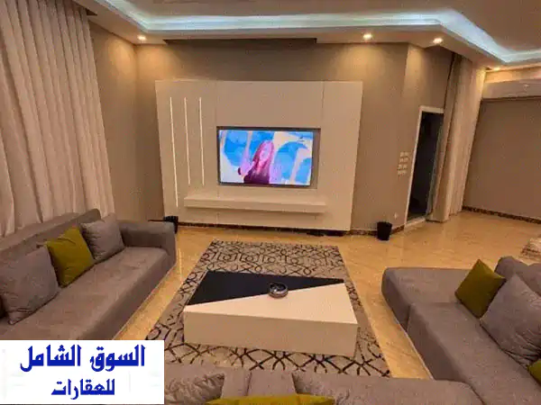 شقة فاخرة 5 نجوم مفروشة للايجار في المهندسين -...