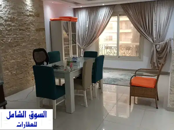 شقة فاخرة مفروشة للإيجار بمصر الجديدة - مساحة 250 متر...