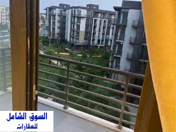 شقة مفروشة فاخرة للإيجار في مدينتي B6 - تصميم فاخر وراحة مطلقة!