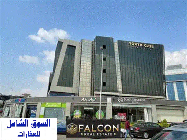 دوبليكس تجاري فاخر للبيع في مول V Terrace - التجمع الخامس (329م + تراس 73م)