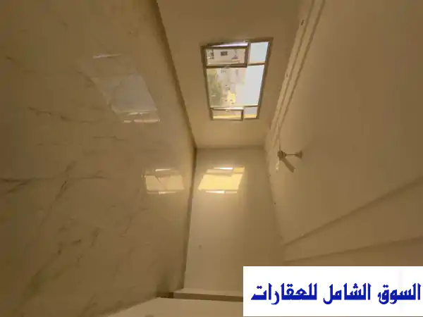 فيلا فاخرة للبيع في السيب، مسقط - مسكن أحلامك ينتظرك!